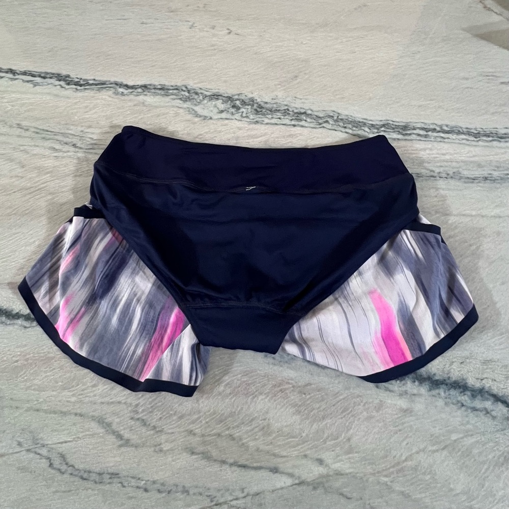 Lululemon Run: Speed Short *Naked Seam - Picture 10 of 15
